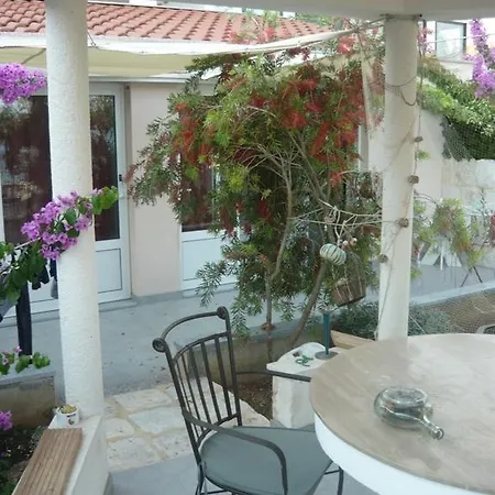 Apartments Luka Sevid Exterior foto